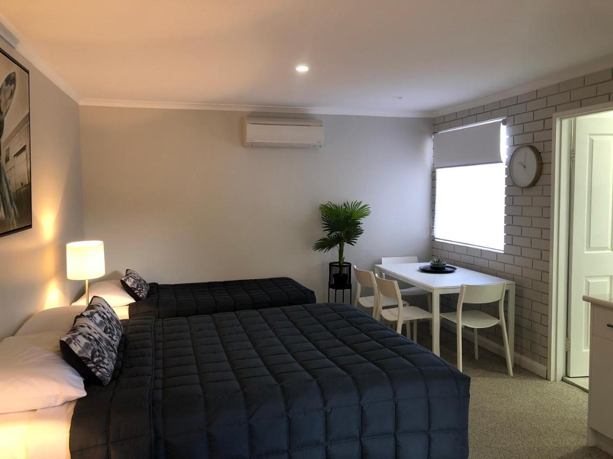 Estelle Kramer Motel Армидейл Екстериор снимка