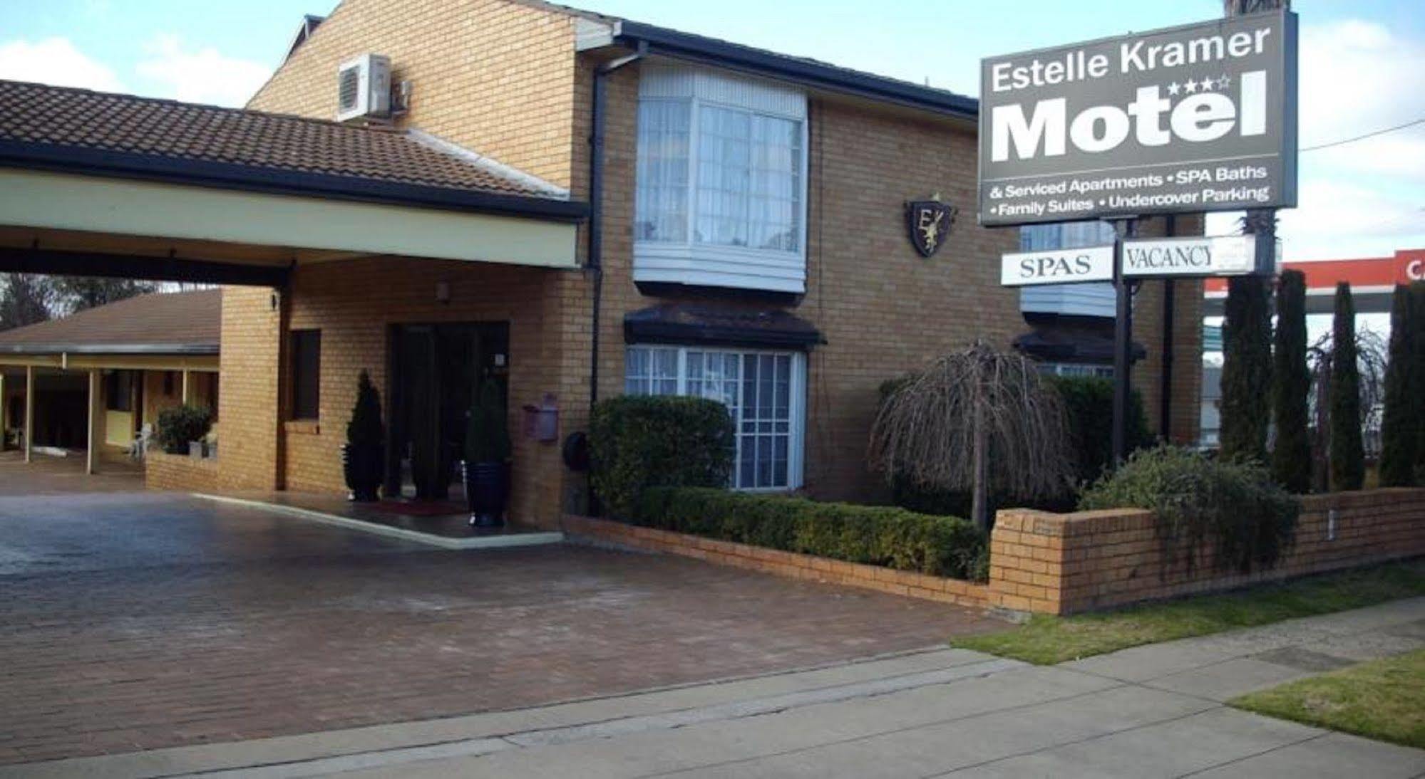 Estelle Kramer Motel Армидейл Екстериор снимка